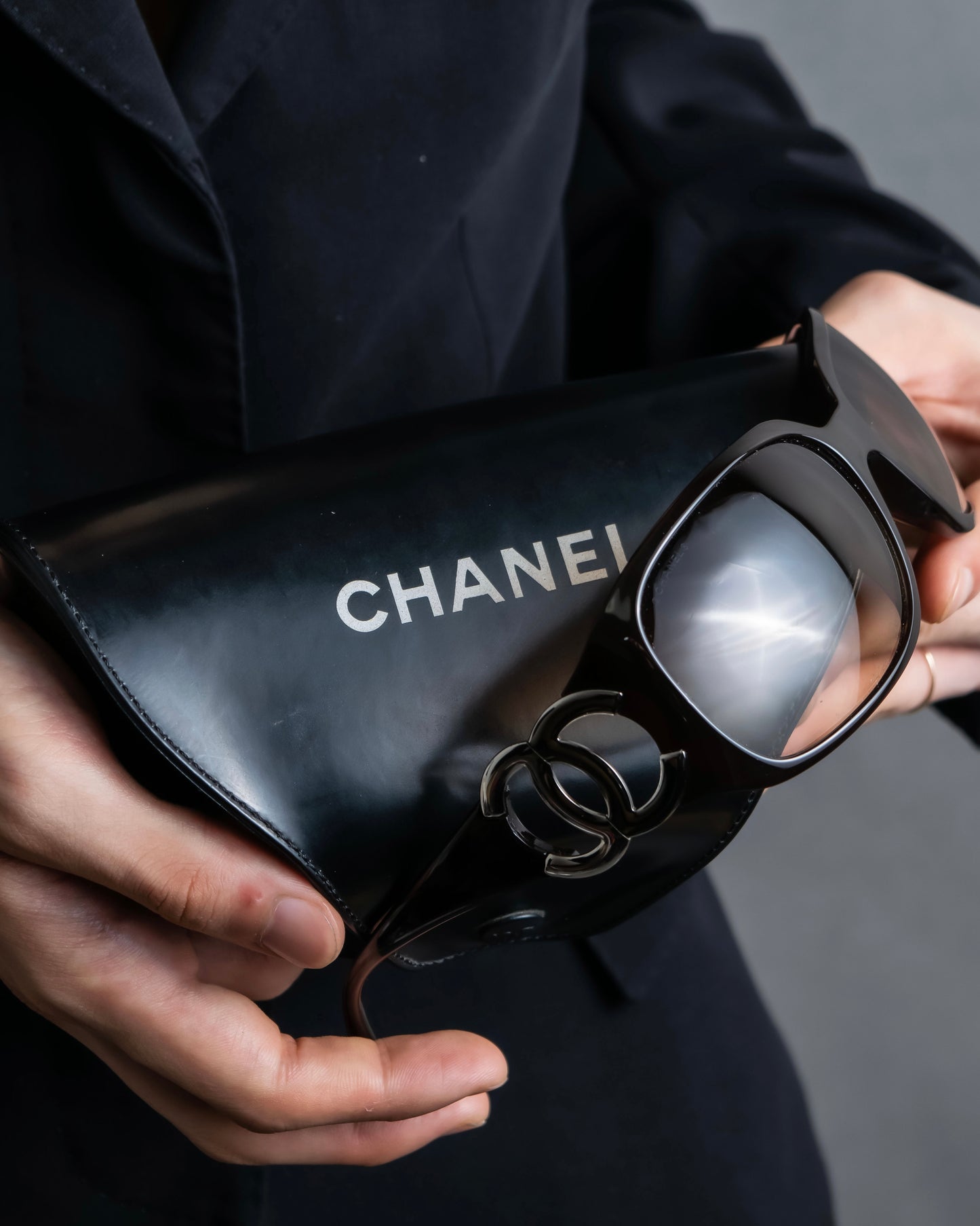 “CHANEL” Coco motif designed sunglasses