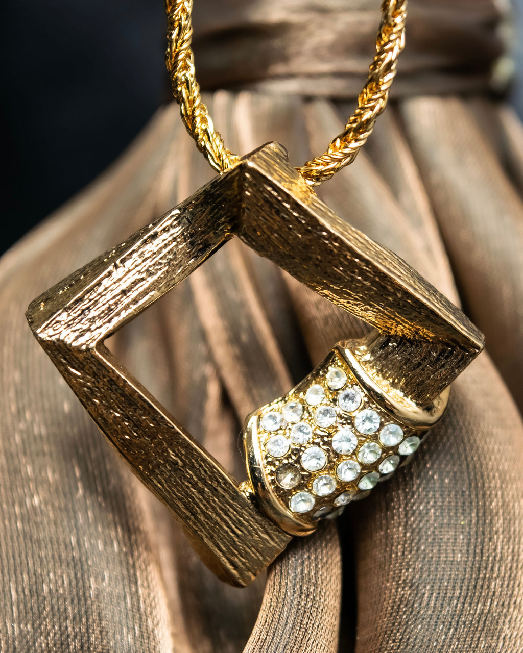 "YVES SAINT LAURENT" rhinestone motif gold necklace