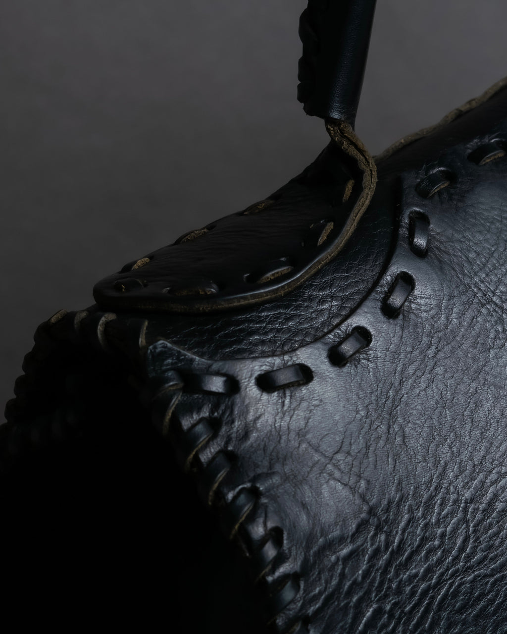 "FENDI" Hand stitched design leather hand bag