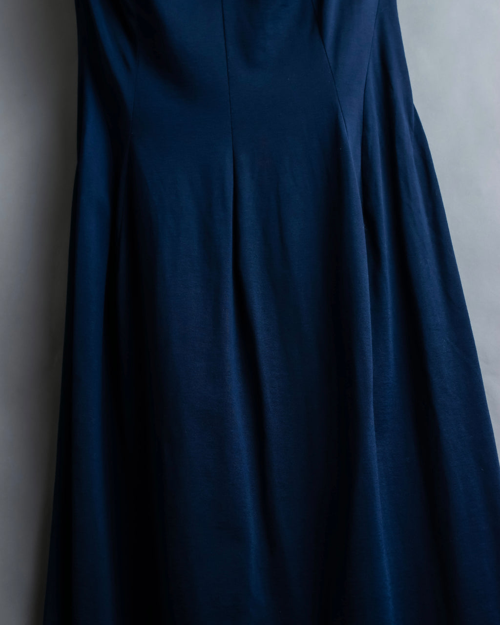 “Yohji Yamamoto” Beautiful color no sleeve dress
