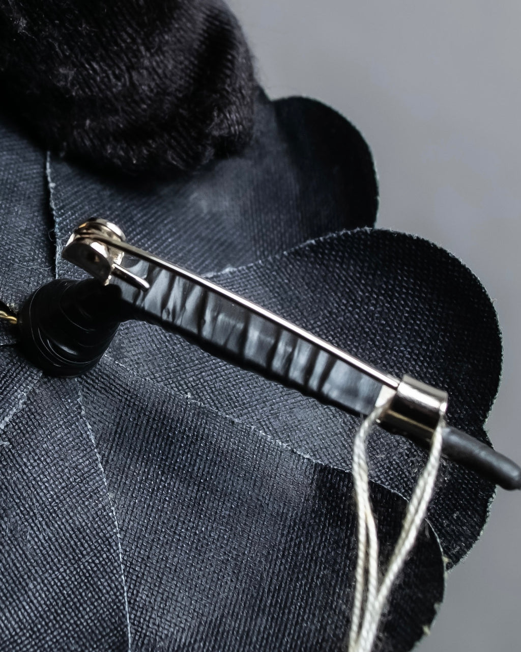 "CHANEL" Deep black camellia brooch