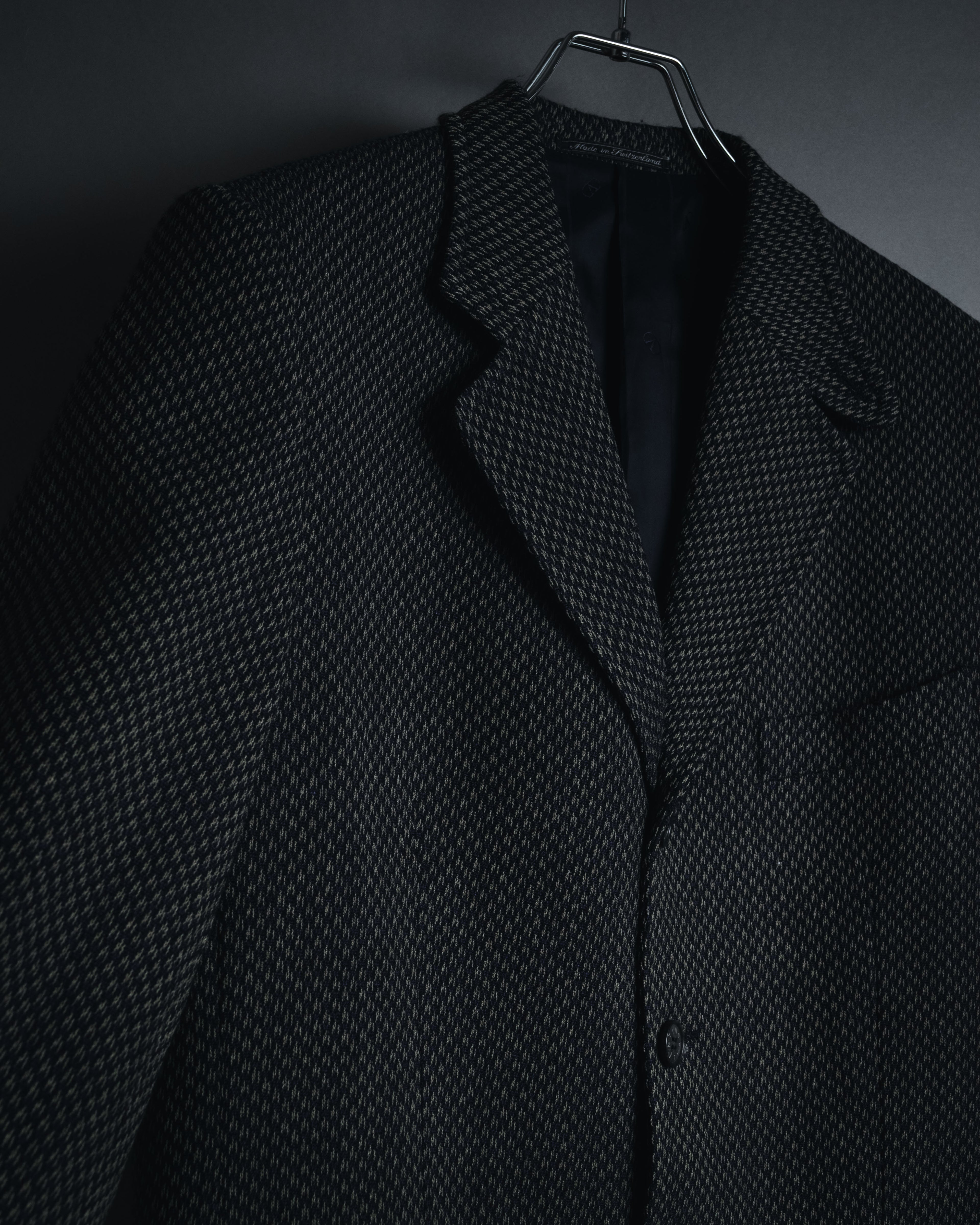 "VALENTINO GARAVANI BOUTIQUE"
Late 80’s - Early 90’s soft-structured birdseye wool tailored jacket