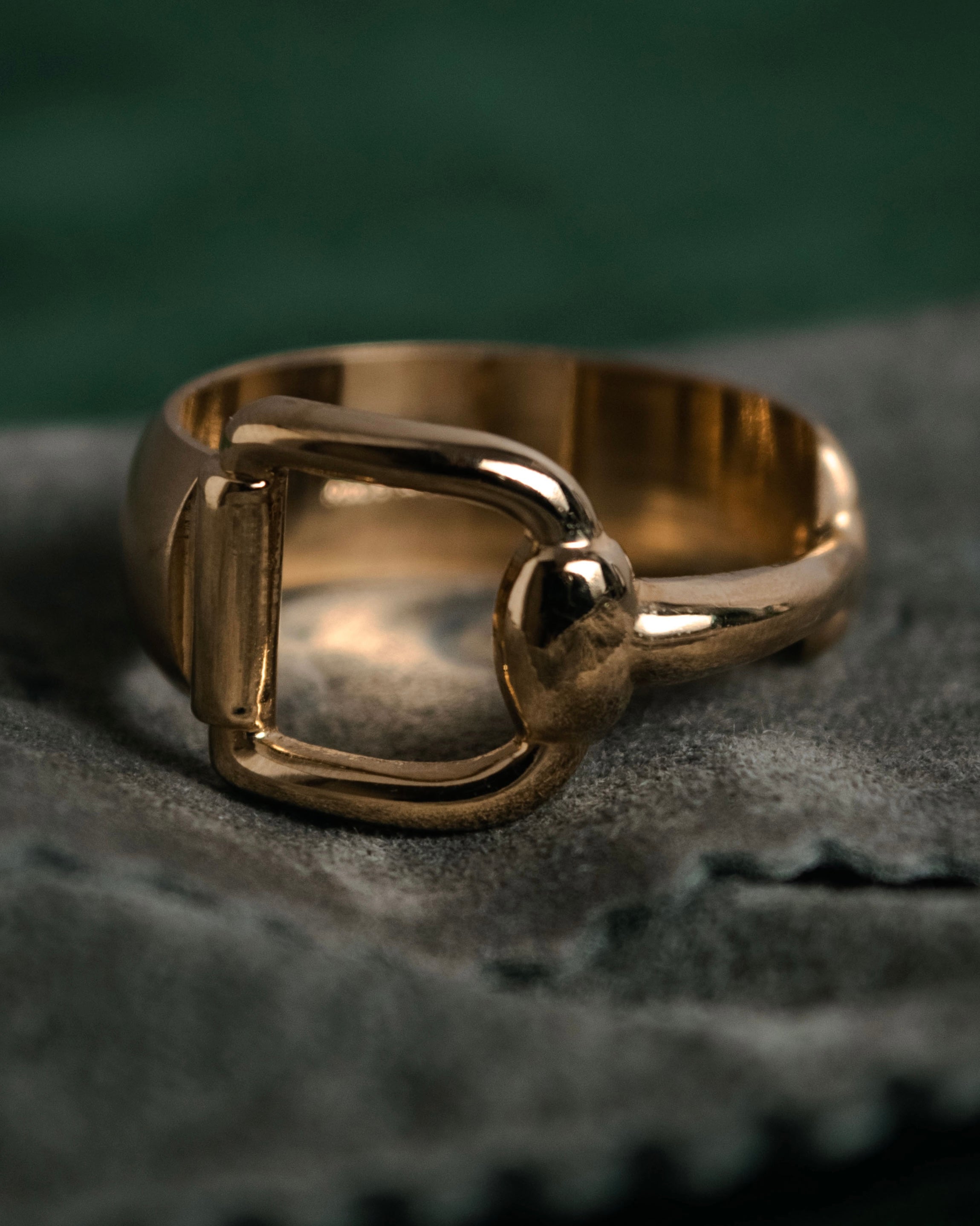 "GUCCI" 90’s-00’s Horsebit scarf ring