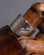 "GUCCI" Hammered texture square dome silver ring