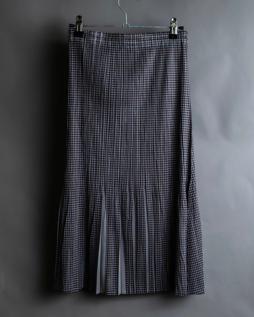 "PLEATS PLEASE ISSEY MIYAKE"
Gingham check sheer combination pleated skirt