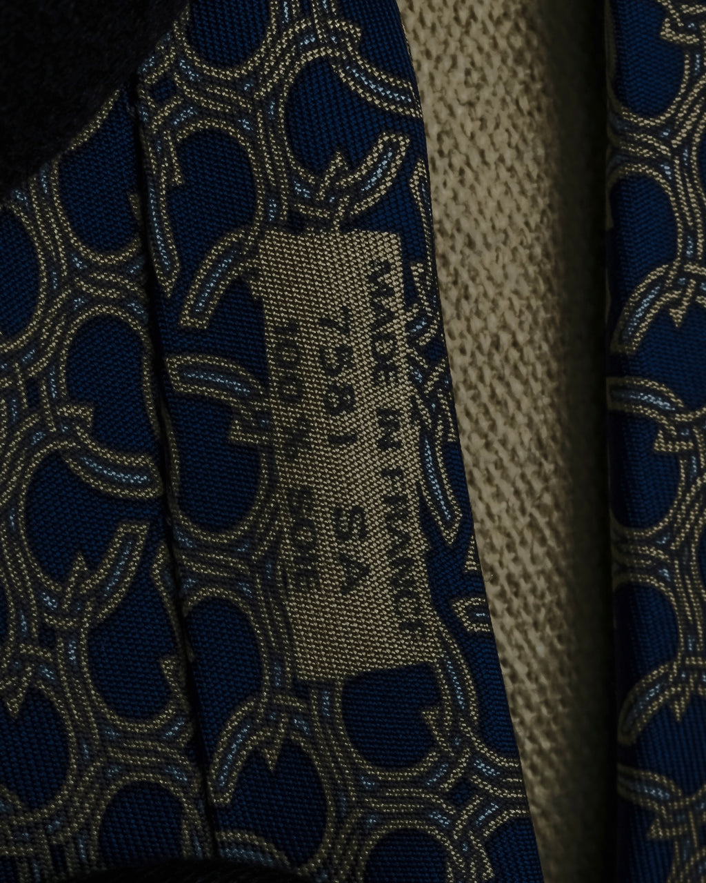 "HERMES" Saddlery anchor chain motif silk neck tie