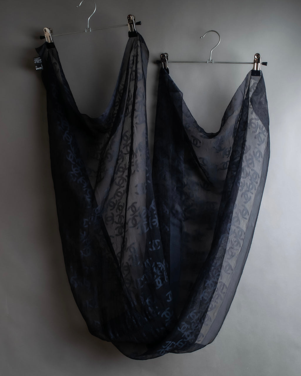 "CHANEL" Coco Mark scattered sheer large scarf