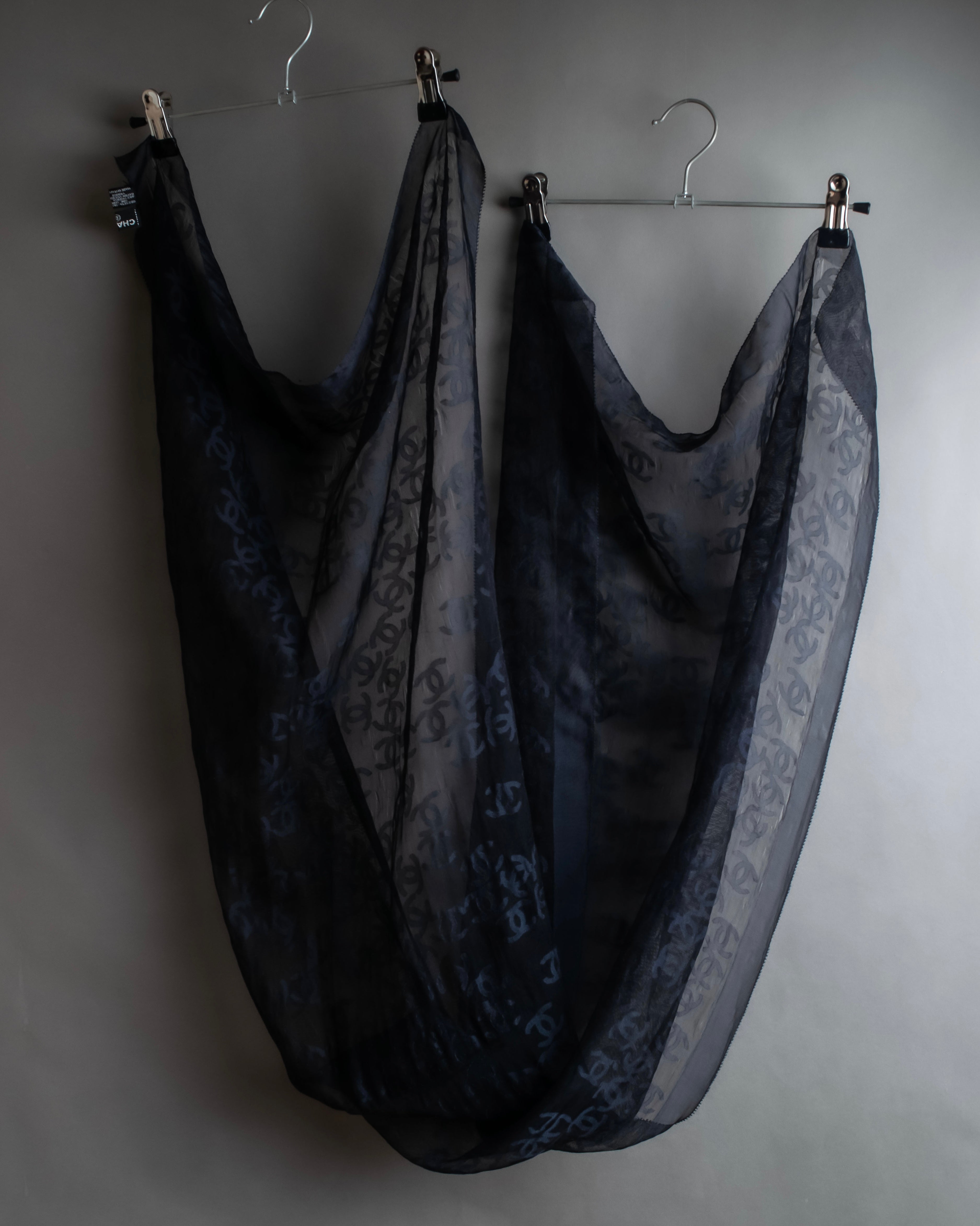 "CHANEL" Coco Mark scattered sheer large scarf