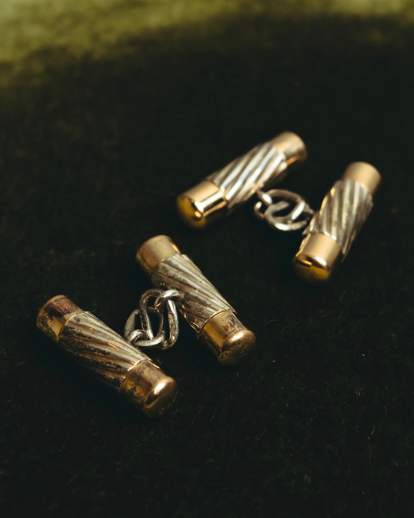 “Tiffany & Co.” 80’s-90’s Twisted bi-color chain cufflinks