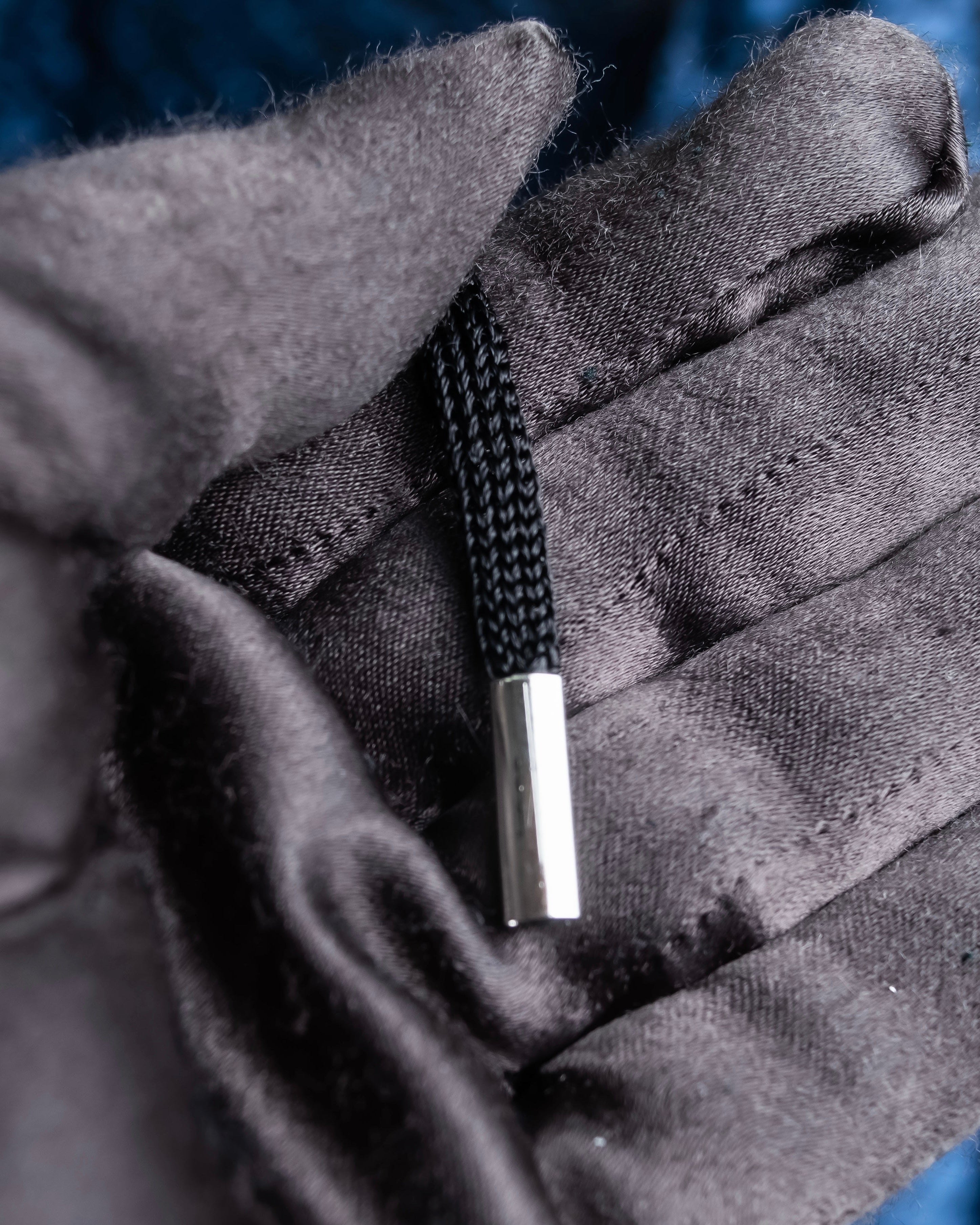 "TOGA ARCHIVES" String design mesh switching melange knit