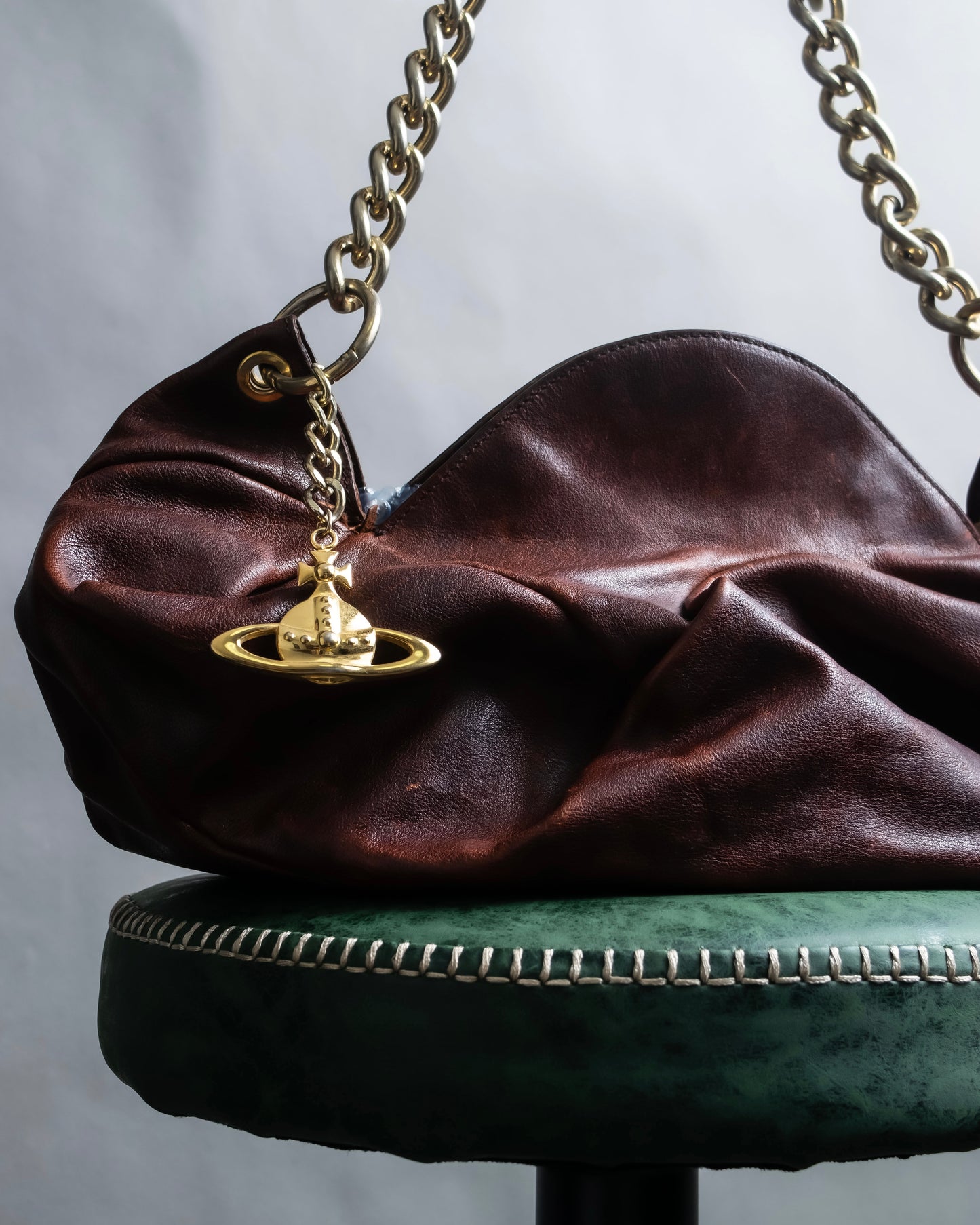 "Vivienne Westwood" Orb charm horizontal chain shoulder bag