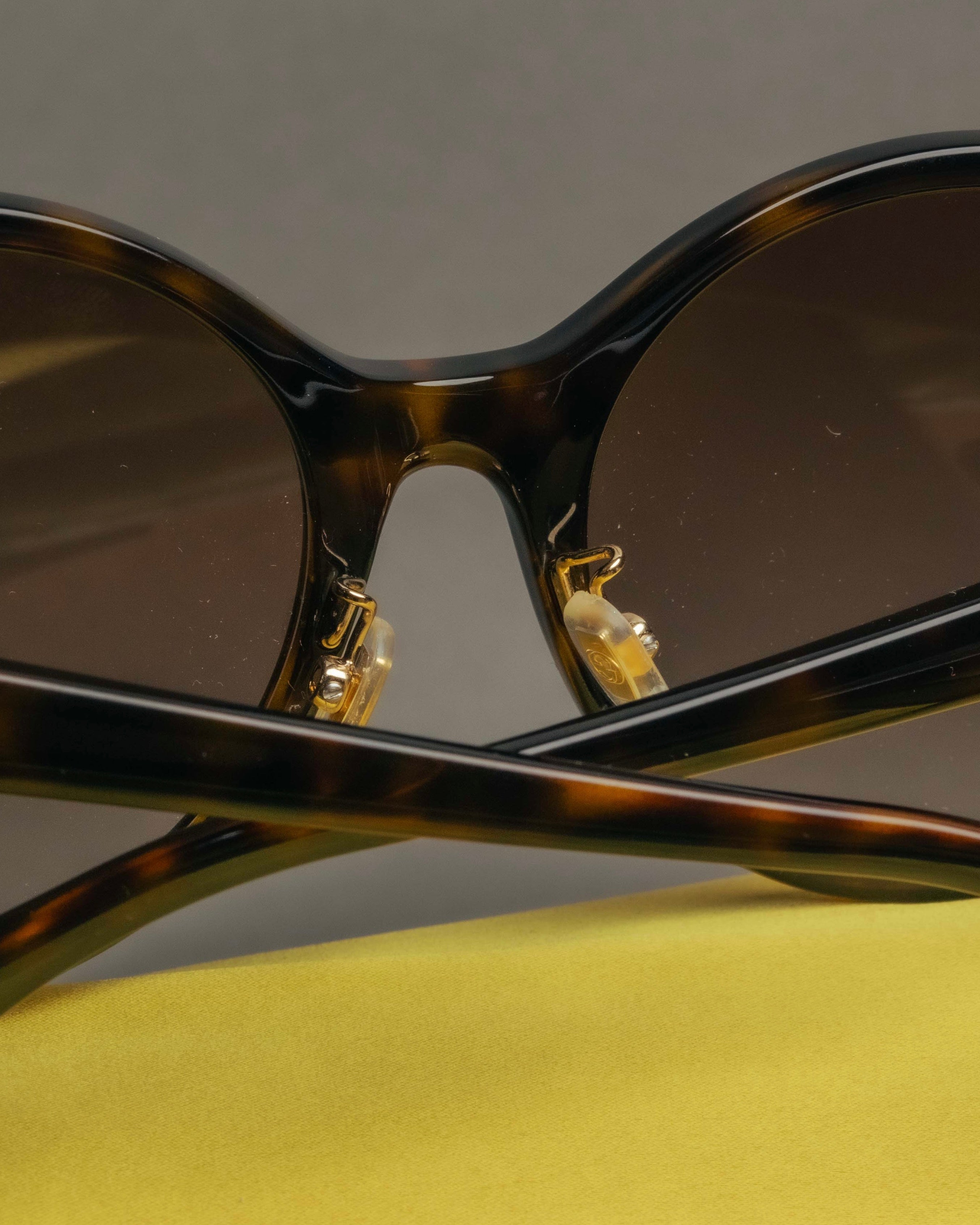 "GUCCI" 2010's Tortoiseshell oversized sunglasses