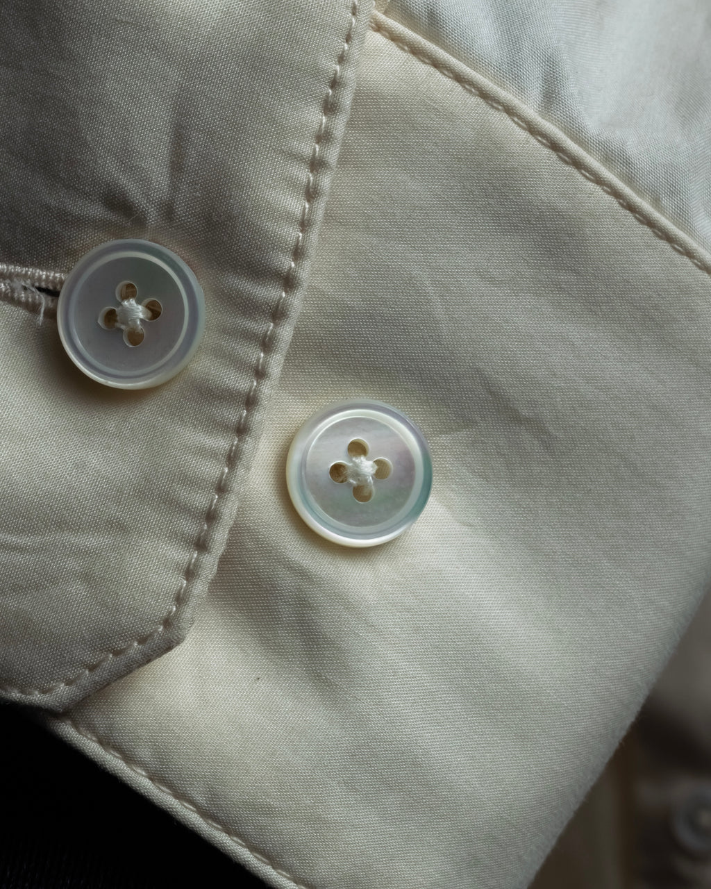 "LEMAIRE" Shoulder button design long shirt