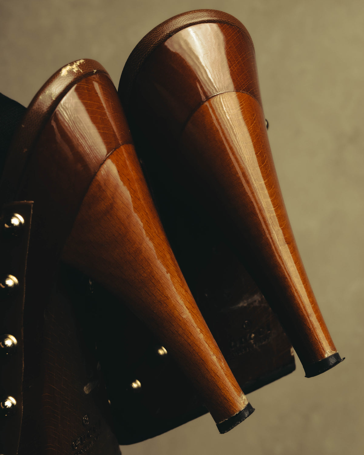 “GUCCI” 00’s Bamboo tassel studded platform mules