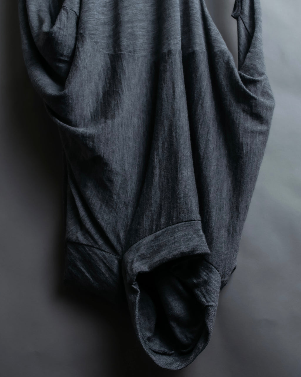 "JUNYA WATANABE COMME des GARCONS" 2008AW Collection Pieces Connected arms design knit