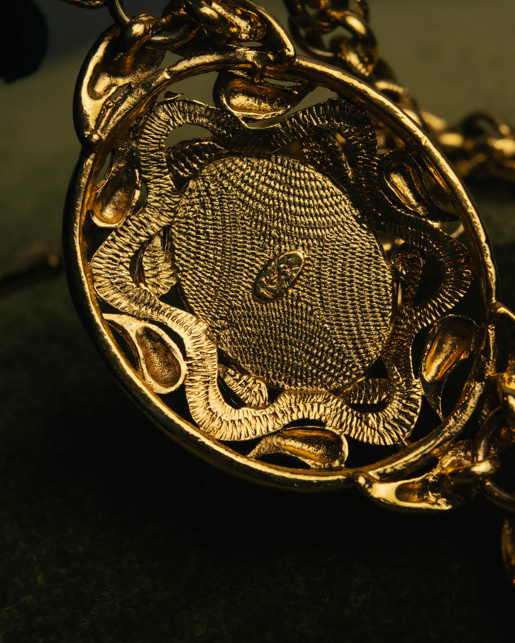 -SPECIAL- “YVES SAINT LAURENT” 80’s-90’s Baroque statement necklace