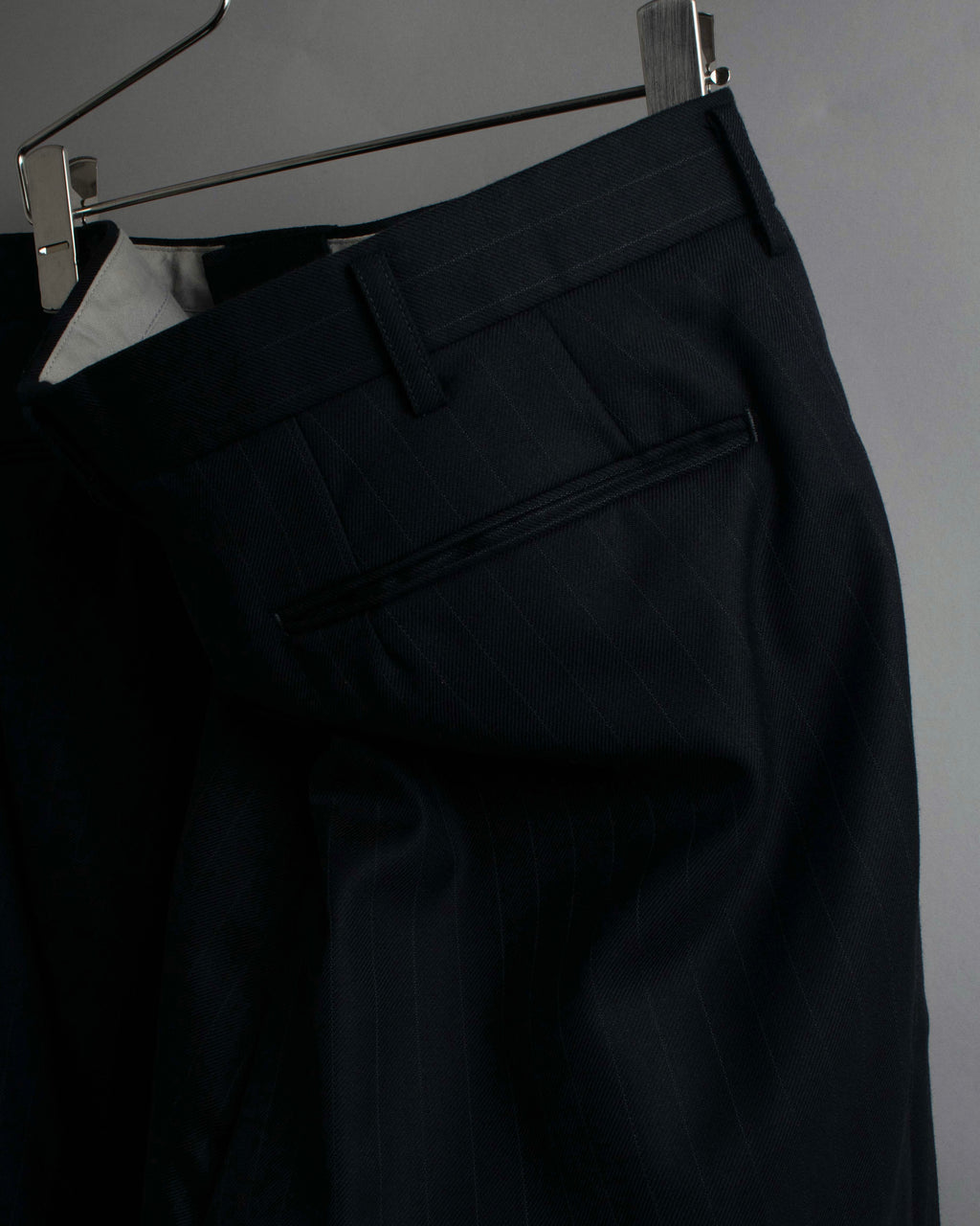 "YVES SAINT LAURENT" 00's shadow stripe pattern beautiful tailoring set up