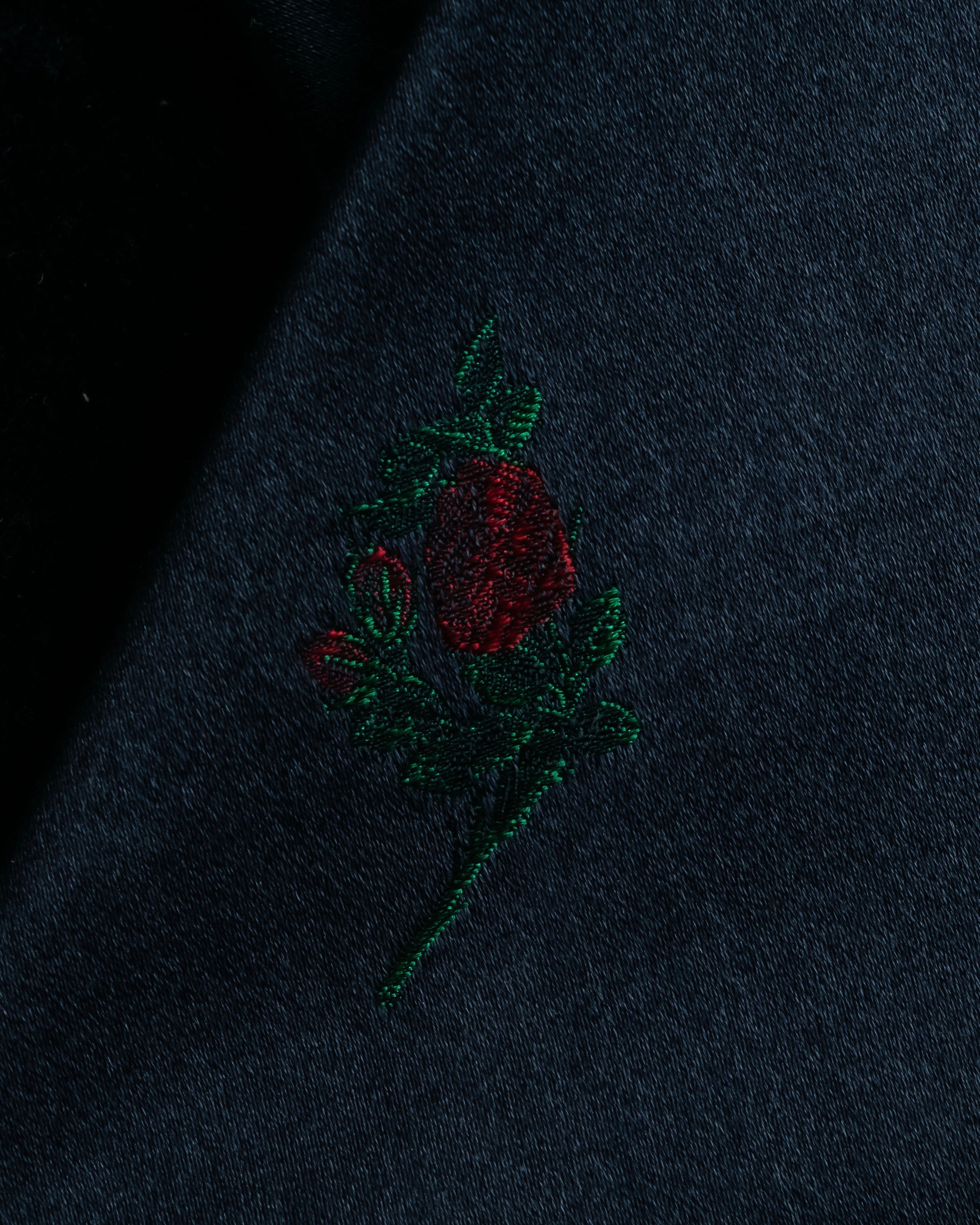 "DOMINIQUE FRANCE" Rose flower pattern silk necktie