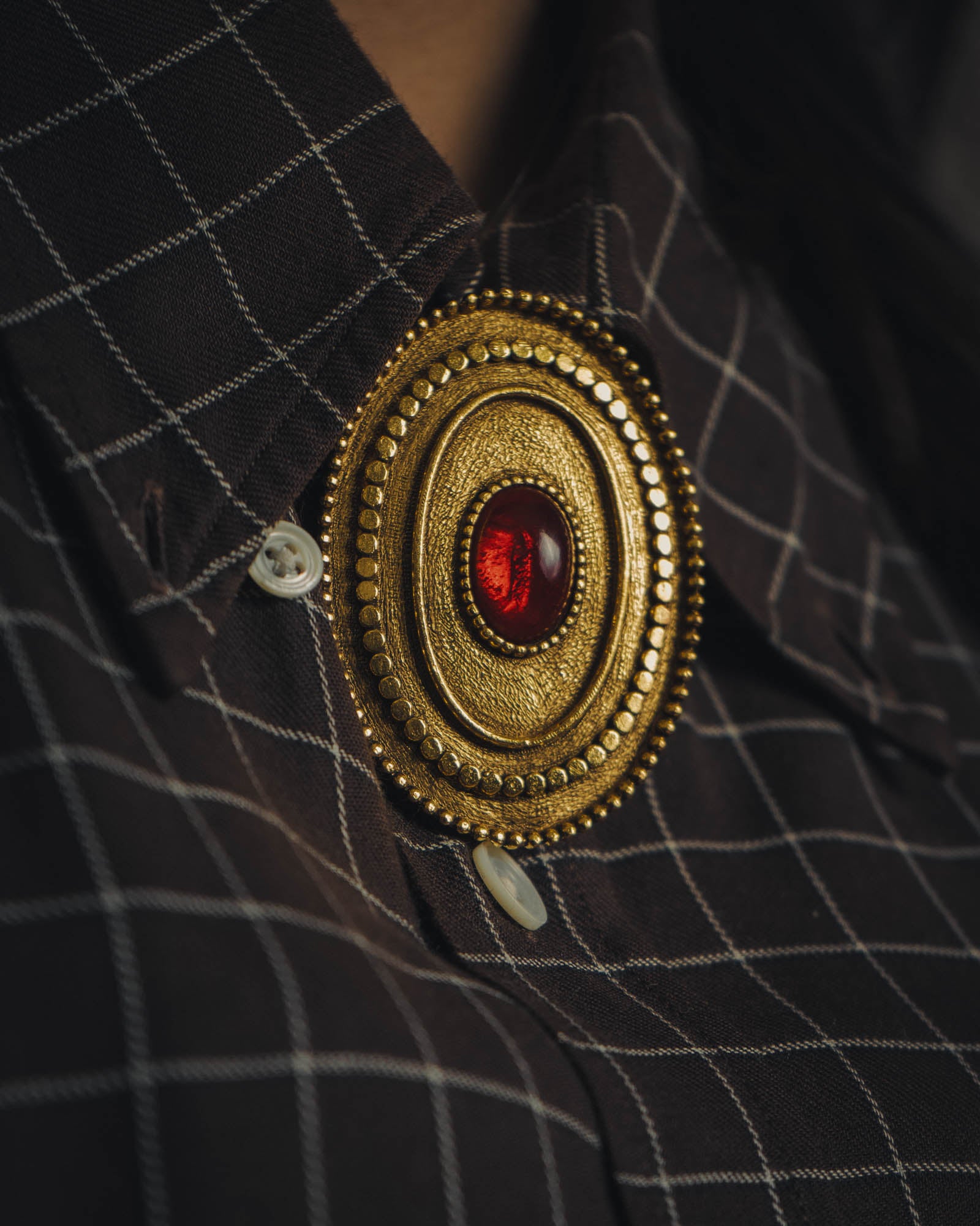 -SPECIAL- “CHANEL” 1982Years red cabochon oval brooch