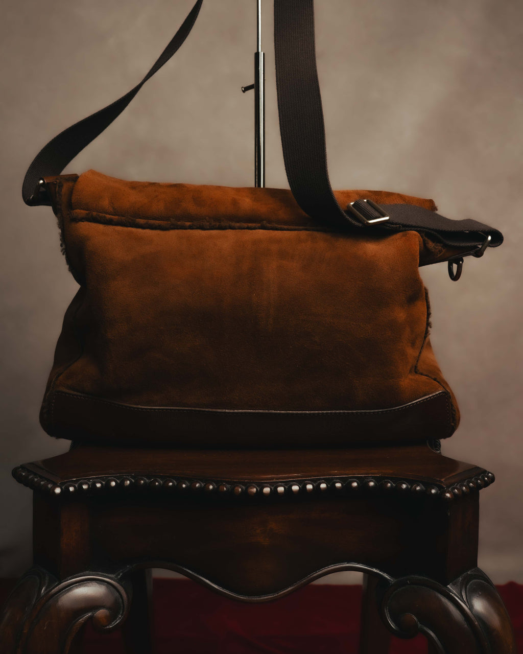 -SPECIAL- "Yves Saint Laurent" 00's Luxurious shearling double buckle messenger bag