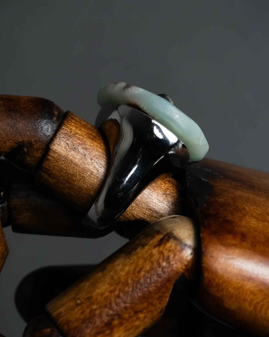 -MOOD Christmas Collection-
 "Dior" John Galliano design logo engraved cocktail ring