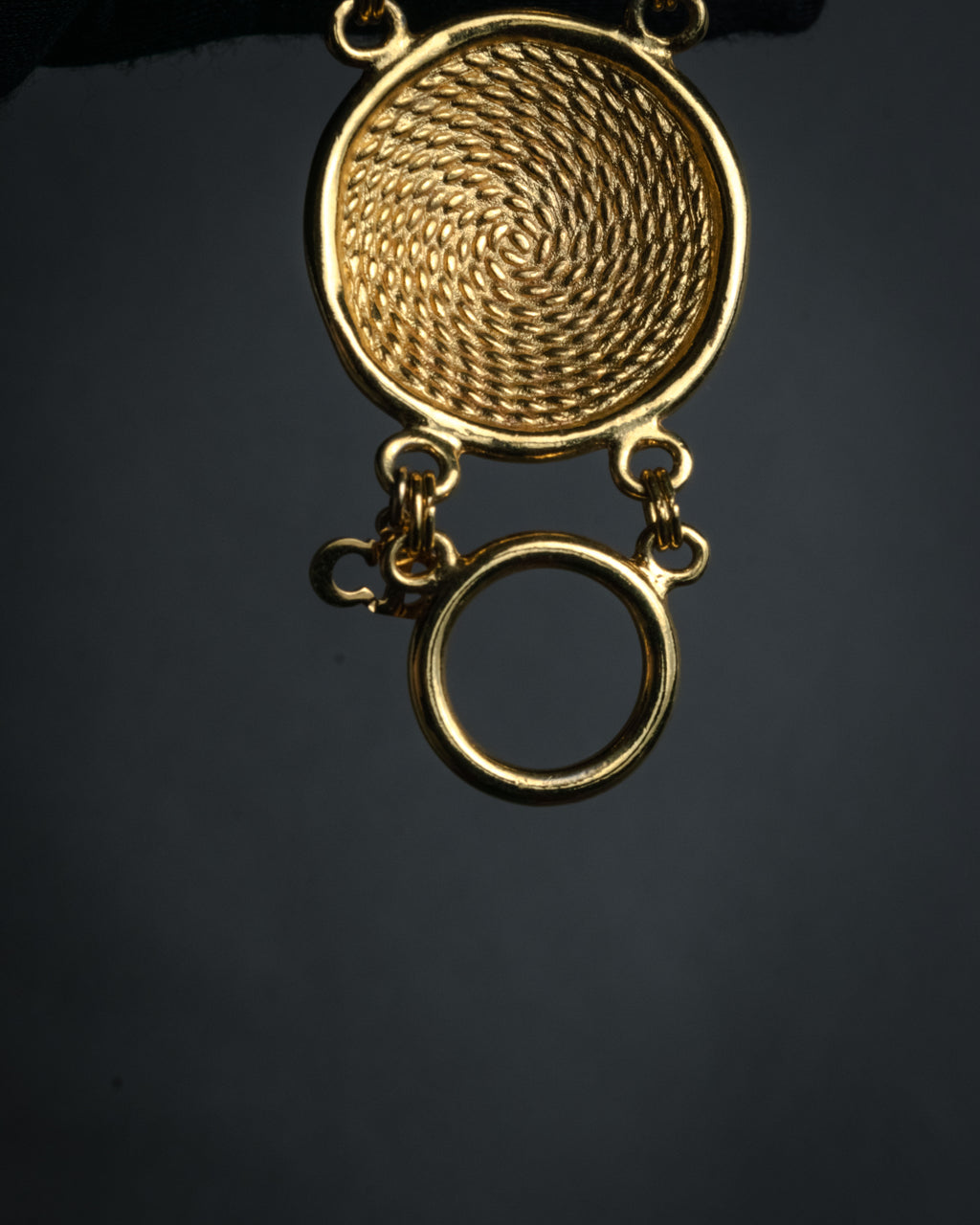 “Christian Dior” 90’s Medallion motif toggle bracelet