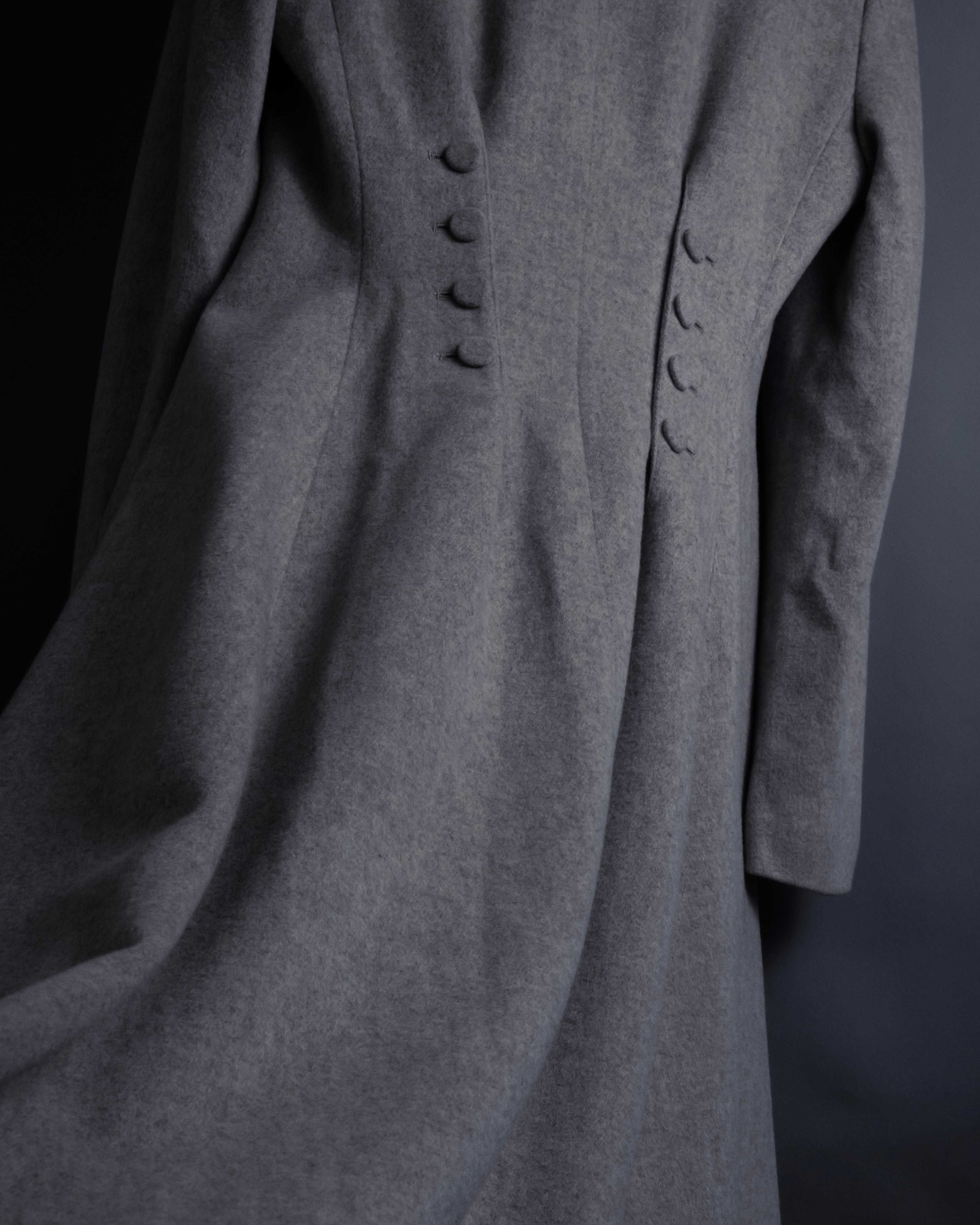 -SPECIAL- "JEAN PAUL GAULTIER"
90's-00's Waist shape A-line silhouette ecryu color super long coat