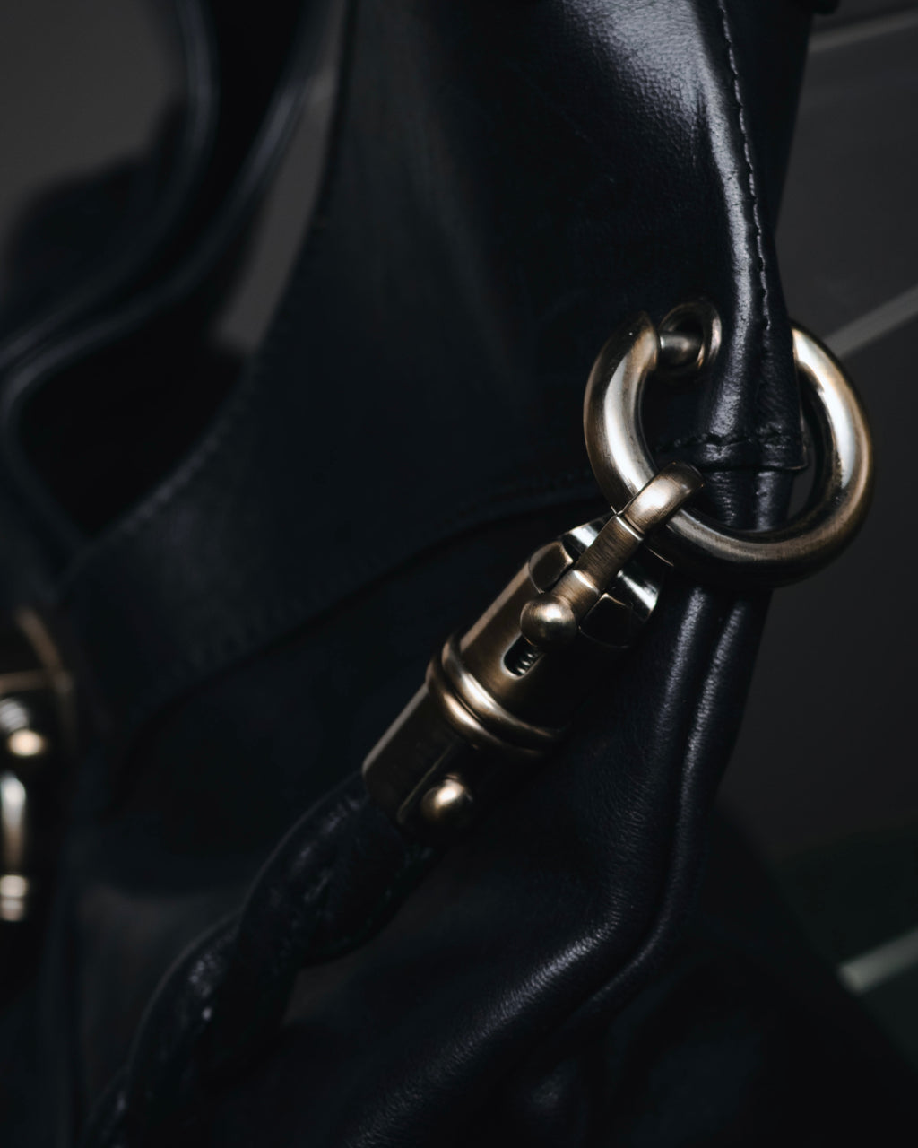 –SPECIAL– "Salvatore Ferragamo"
00’s Gancini gathered leather hobo bag