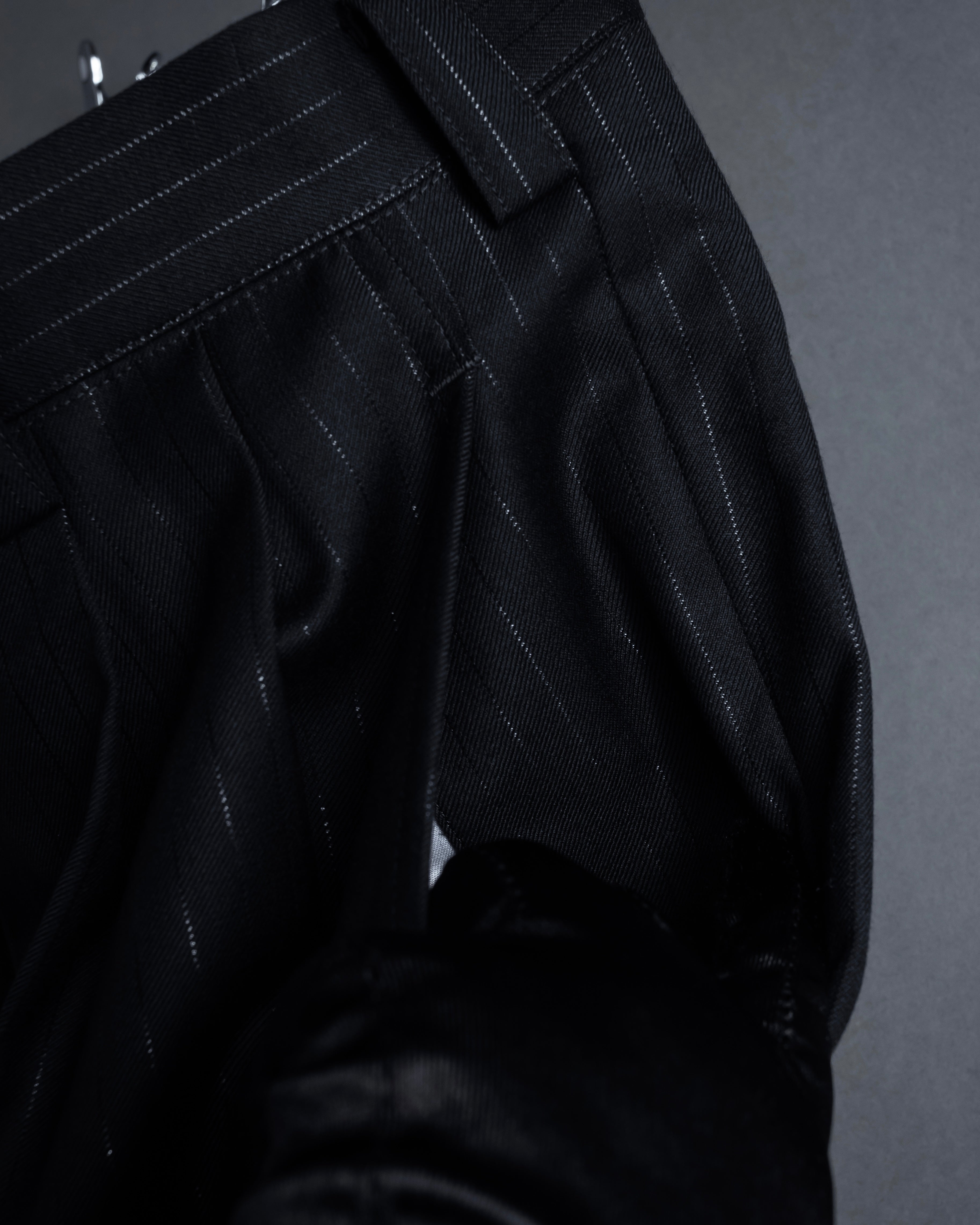 "BALENCIAGA" Chalk stripe pattern long silhouette set up