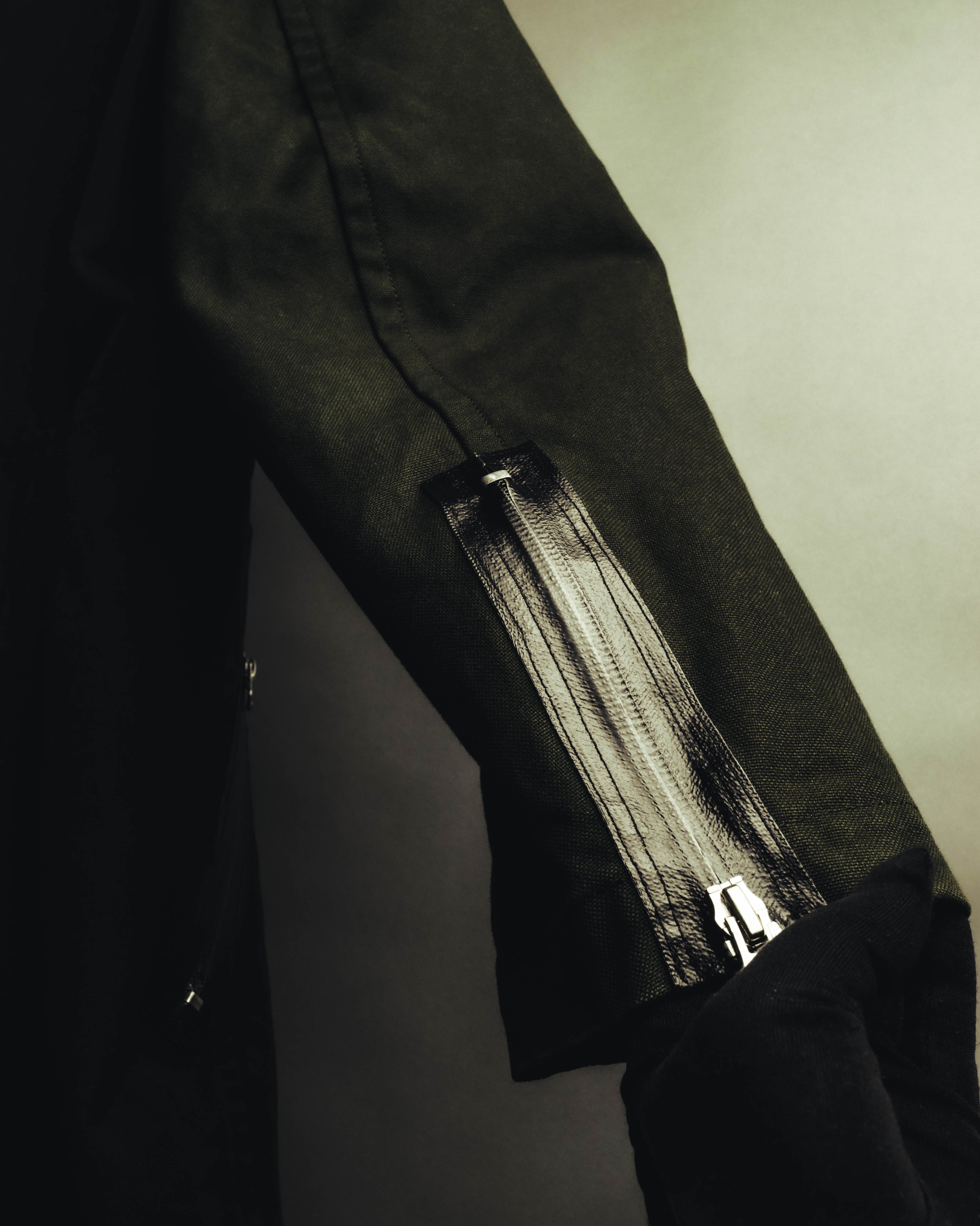 -SPECIAL- "COMME des GARÇONS HOMME" 03AW Asymmetric zip long coat