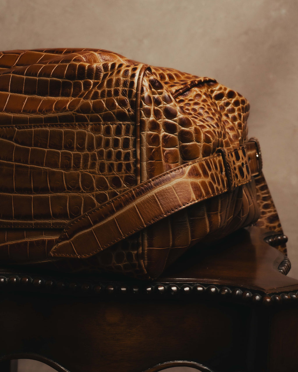 “Max Mara” 00’s-20’s crocodile-embossed 2way backpack