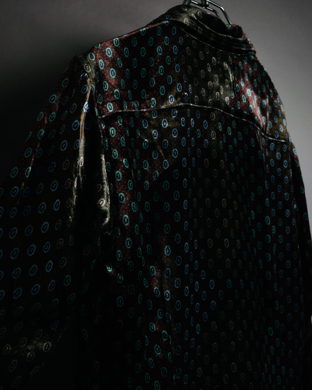 “DRIES VAN NOTEN” 2010’s Circle motif velvet shirt