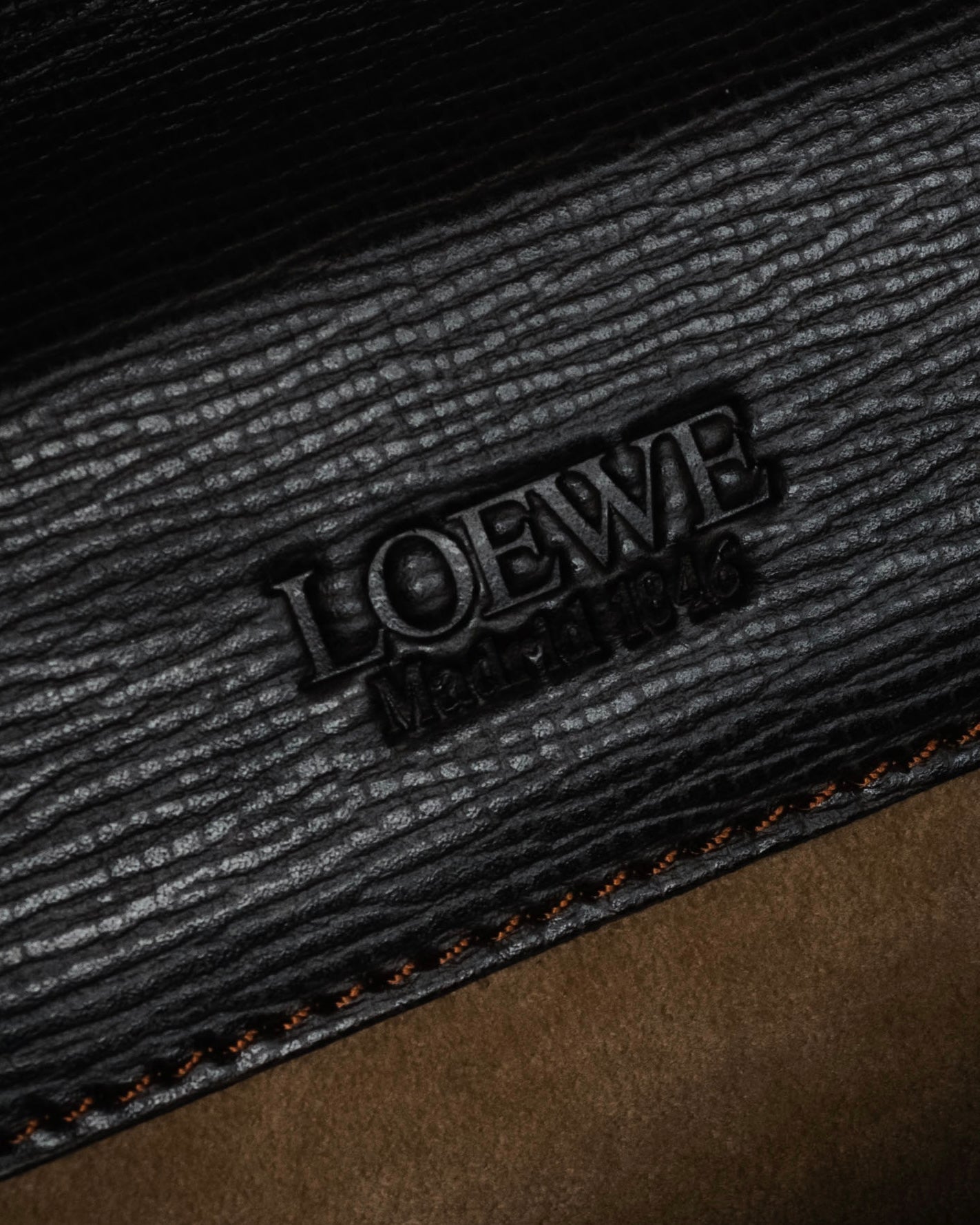 “LOEWE” 90’s Heritage anagram lock briefcase