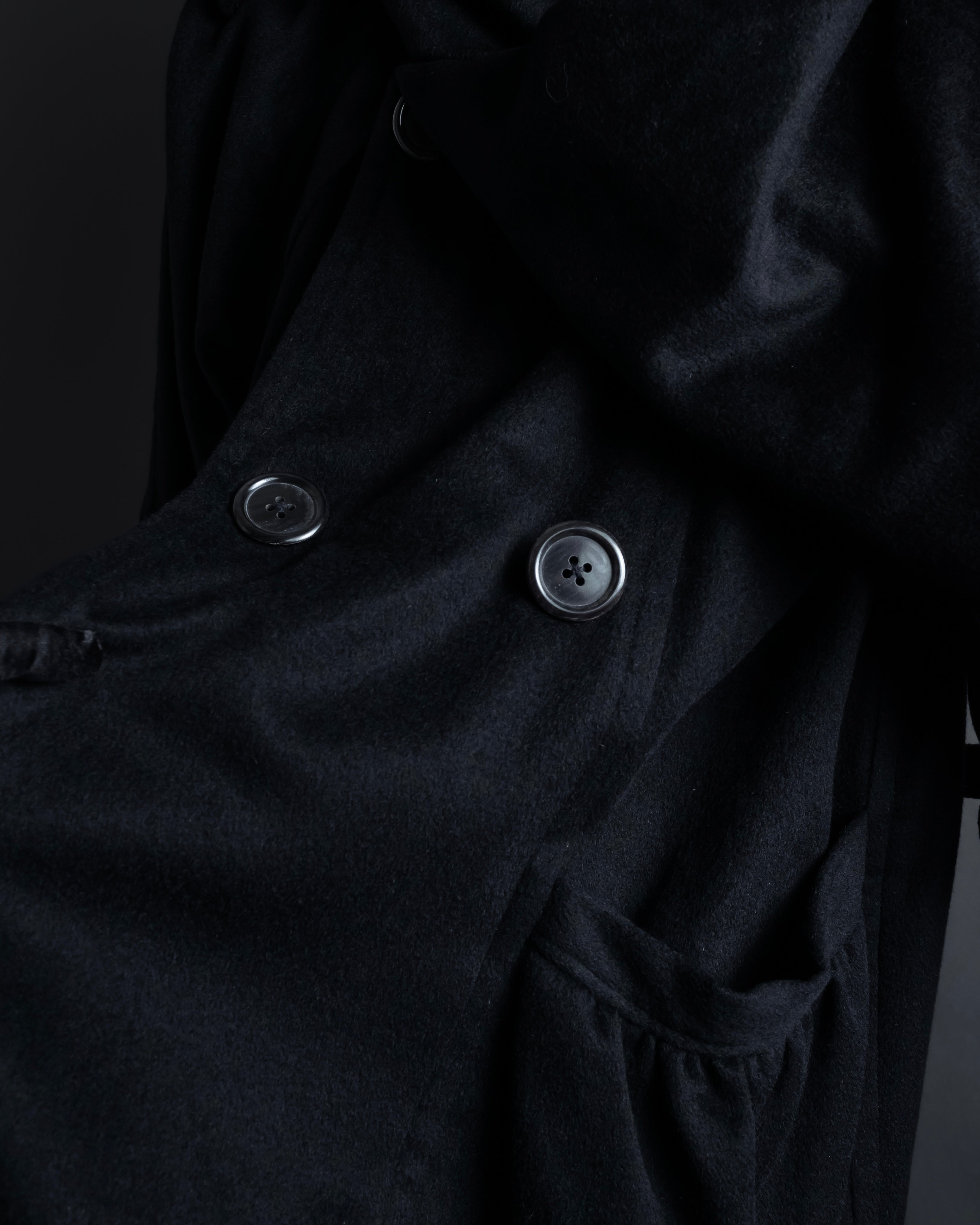 "TORUICHOU" Muffler-style collar military detail coat