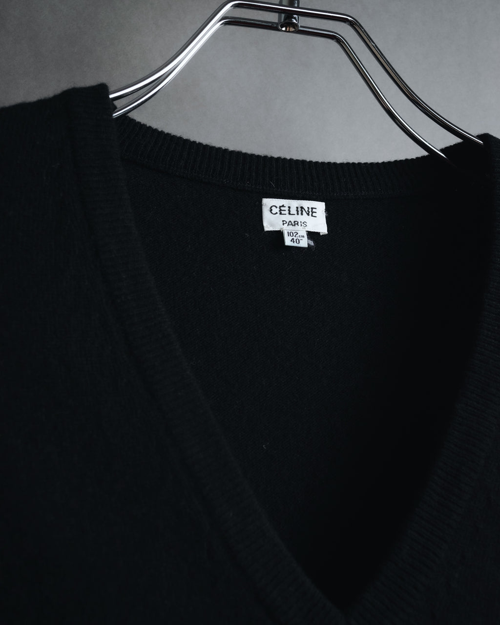 "CELINE" 90’s scottish cashmere v neck knit