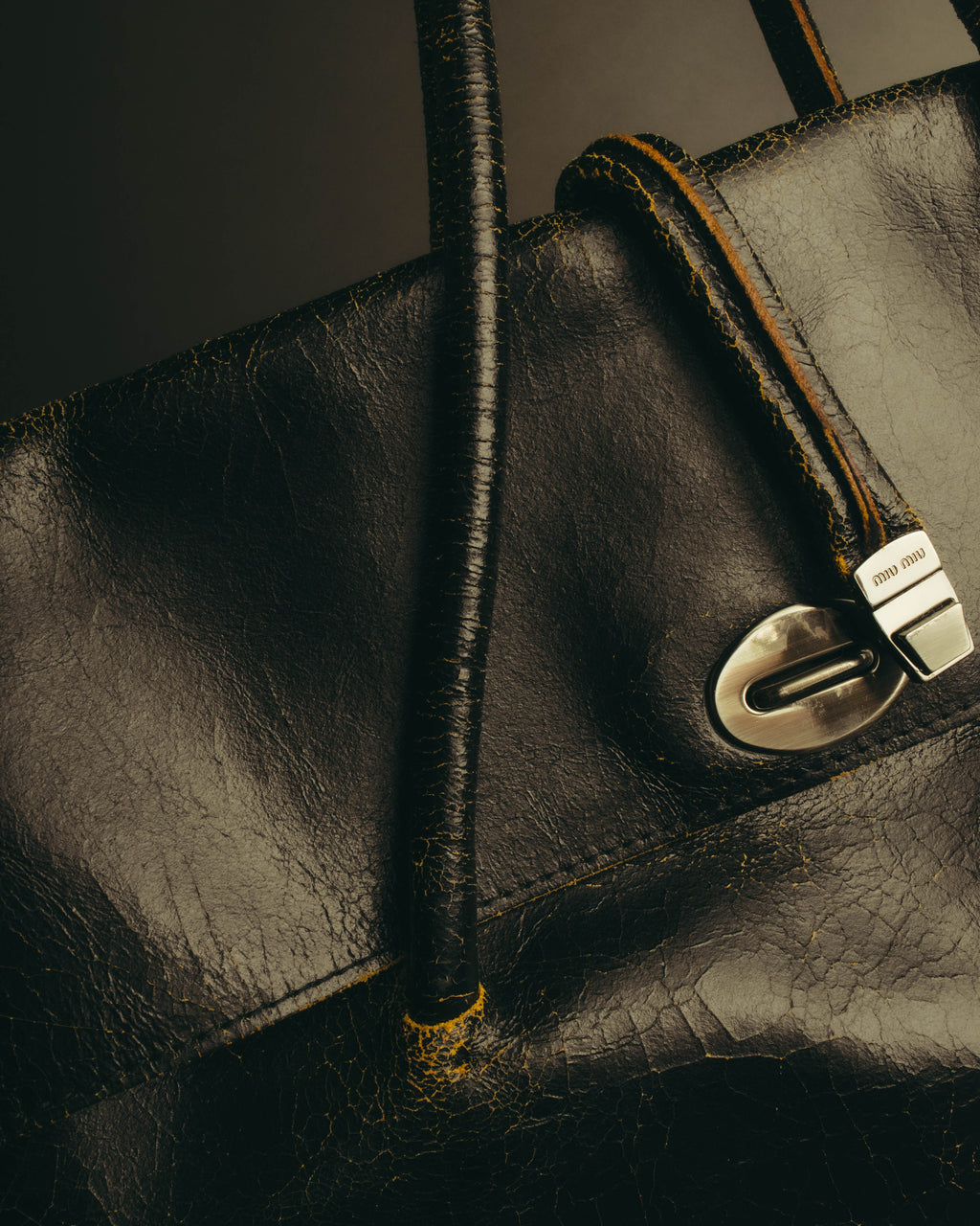 "Miu Miu" 90's-00's Cracked leather tote handbag