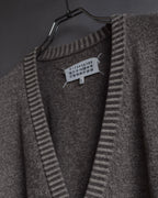 "MAISON MARGIELA" 13AW Patch accented low gauge wool cardigan
