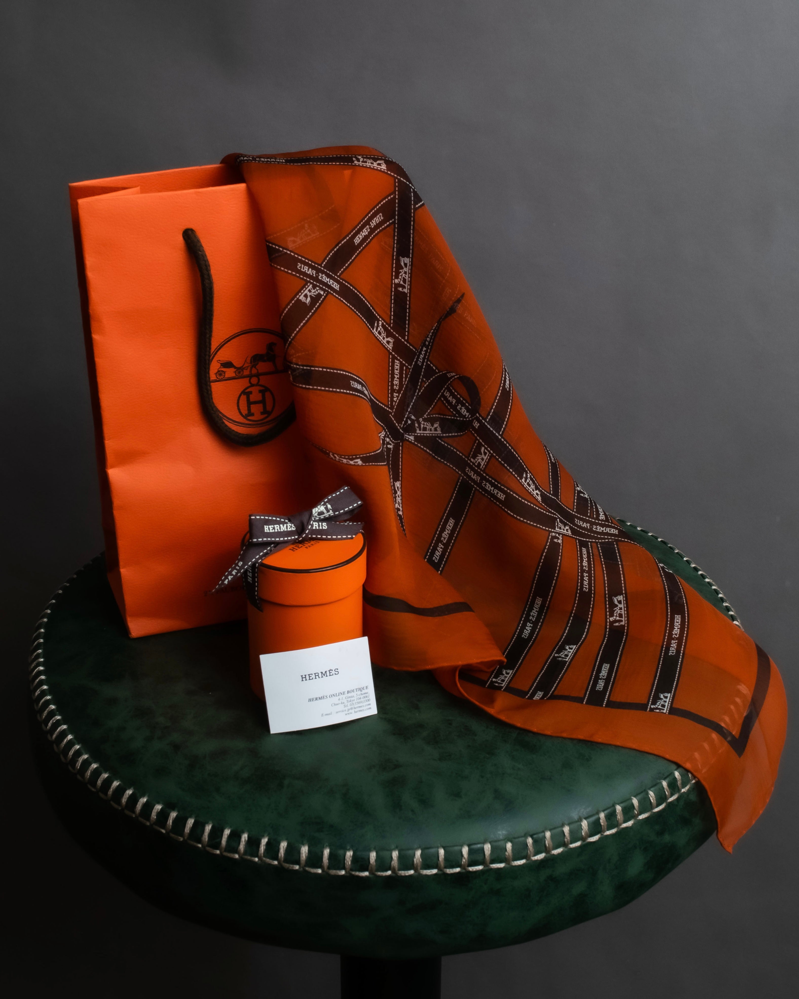 "HERMES" Logo engraved ribbon design scarf