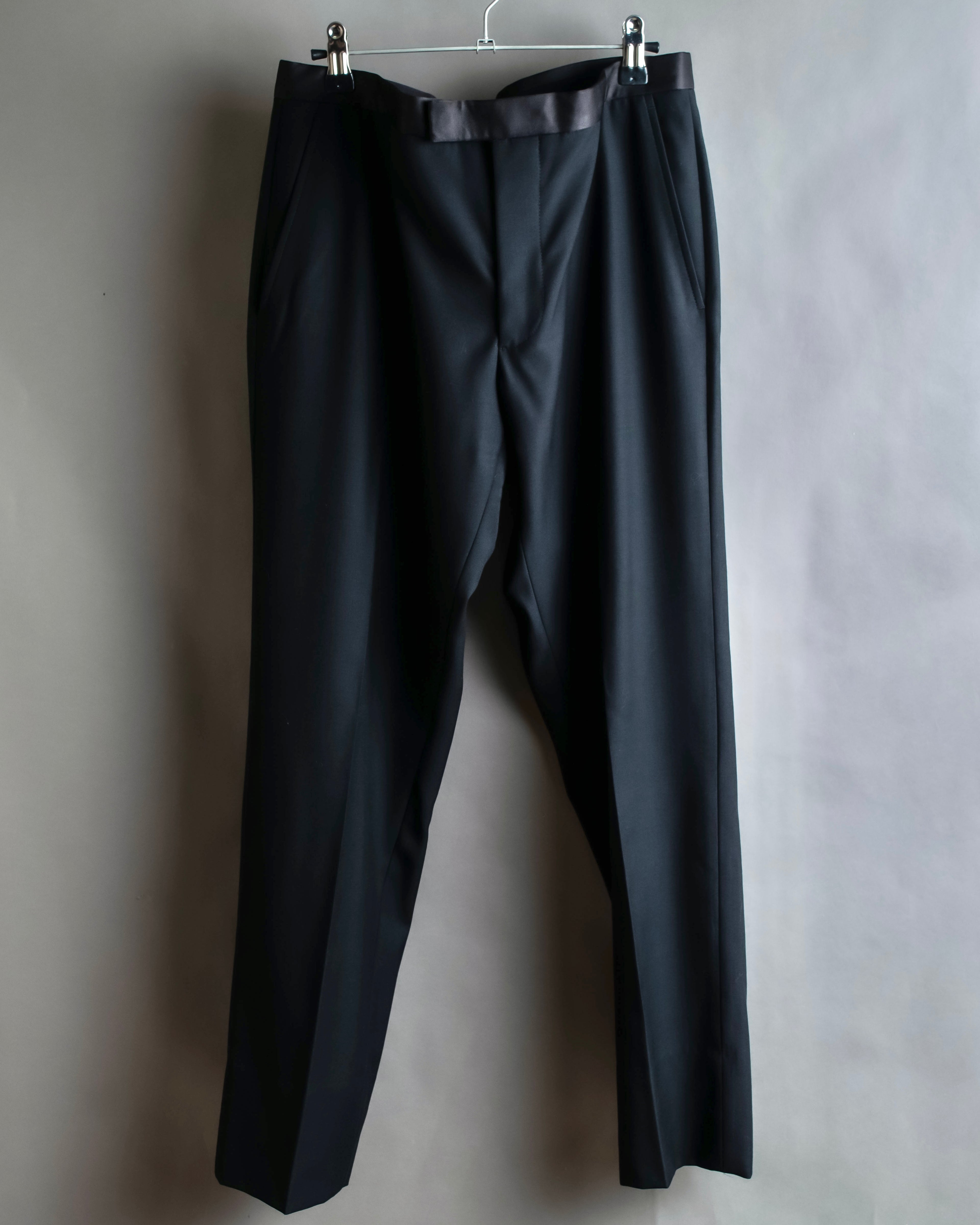 "GUCCI" Silk material switching tapered slacks