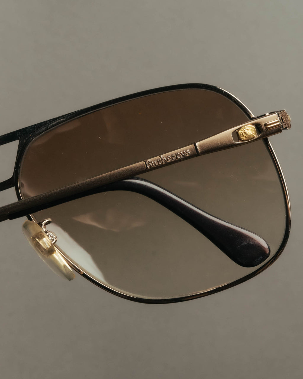 "Burberrys" 90's Classic metal aviator sunglasses