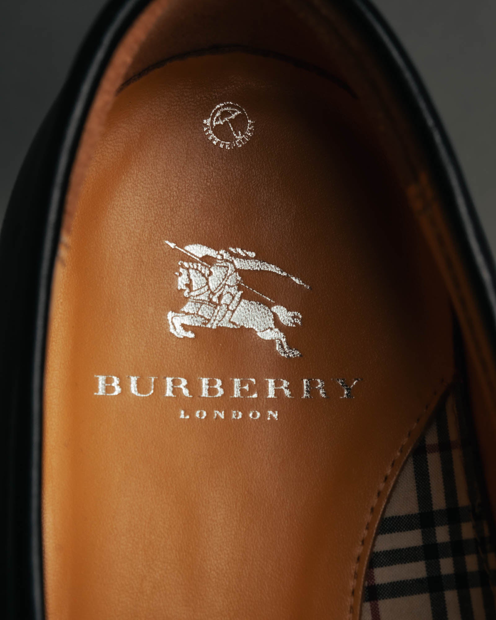 Burberry London” 00's-10's Black leather penny loafers – MOOD