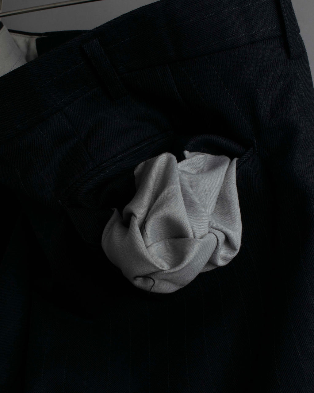 "YVES SAINT LAURENT" 00's shadow stripe pattern beautiful tailoring set up