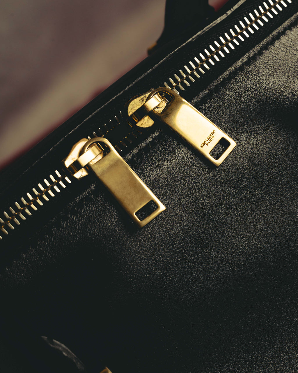 -SPECIAL- “Saint Laurent” 2012-2016 Classic Duffle 12 smooth calfskin bag
