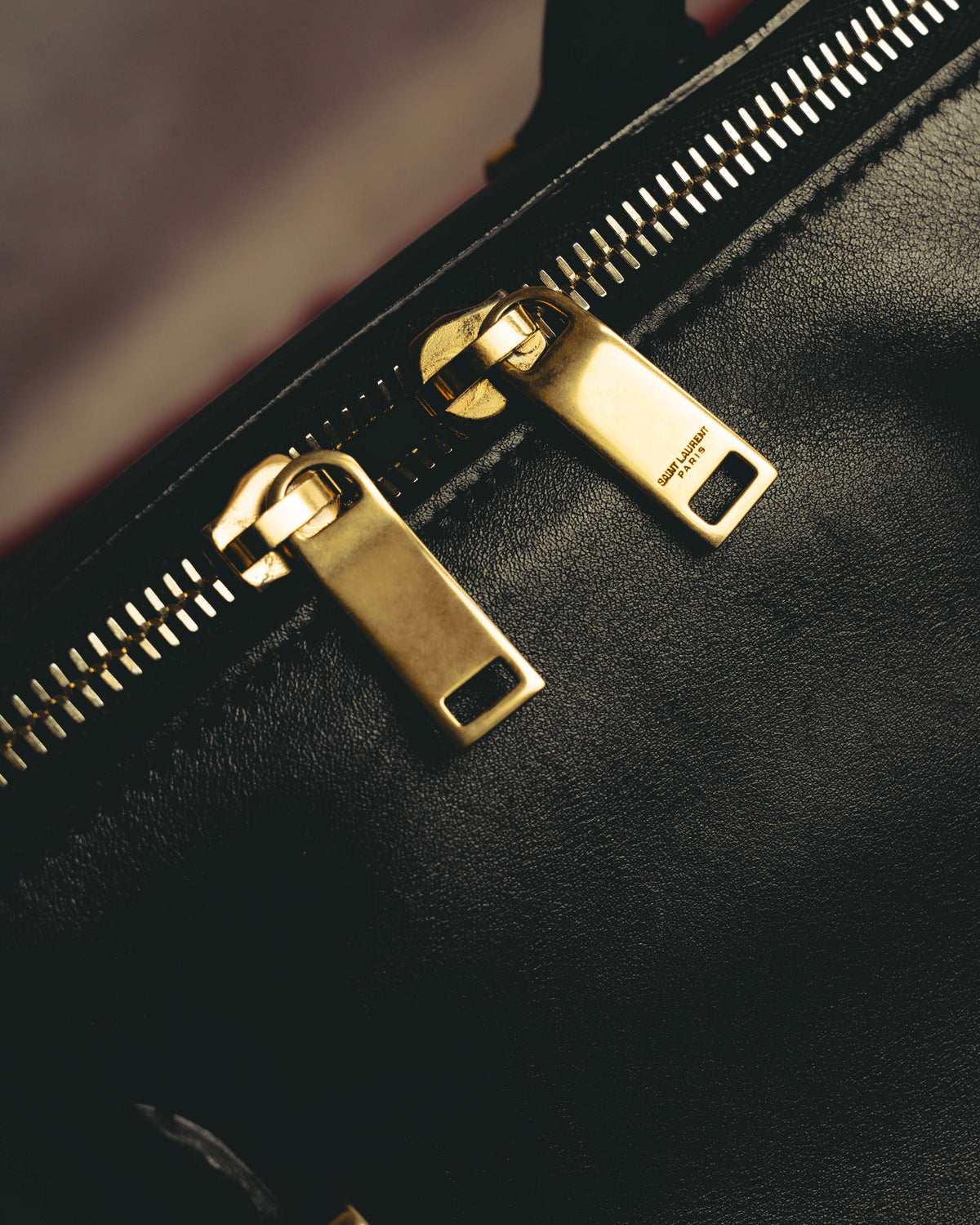 -SPECIAL- “Saint Laurent” 2012-2016 Classic Duffle 12 smooth calfskin bag