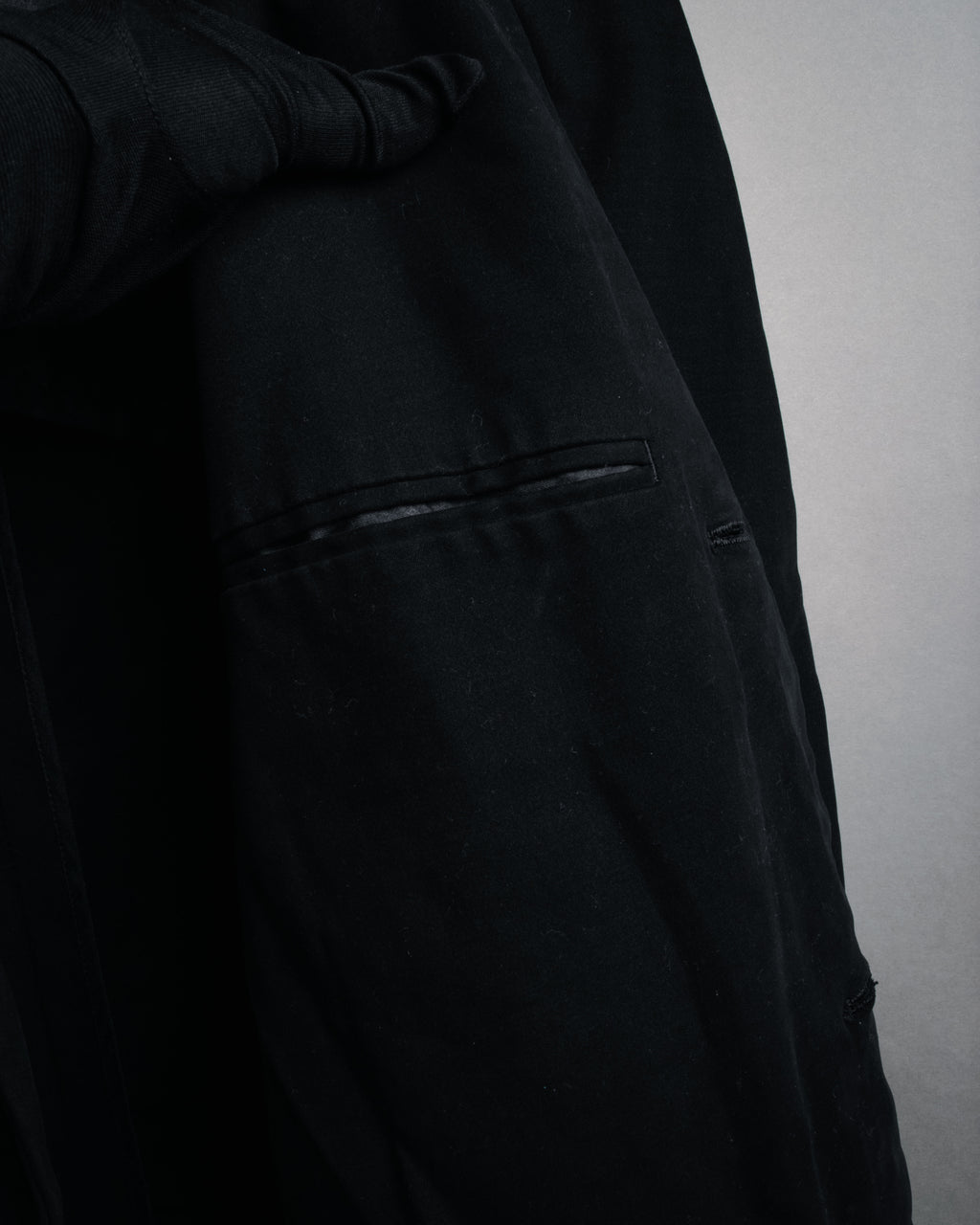 “KATHARINE HAMNETT LONDON”
1995-2005 Structured workwear tailored jacket