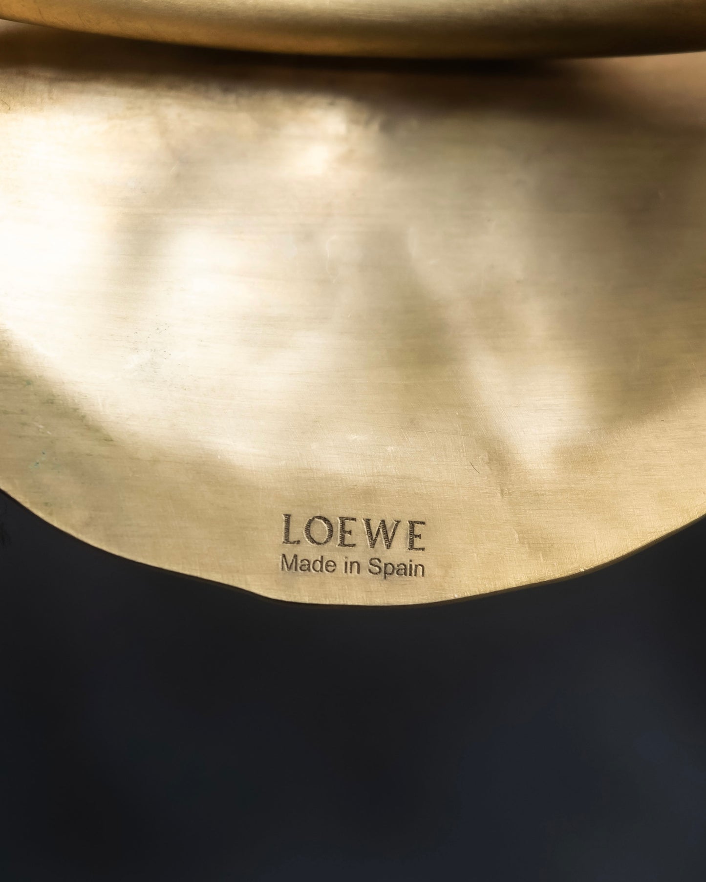 "LOEWE" Antique style golden ring