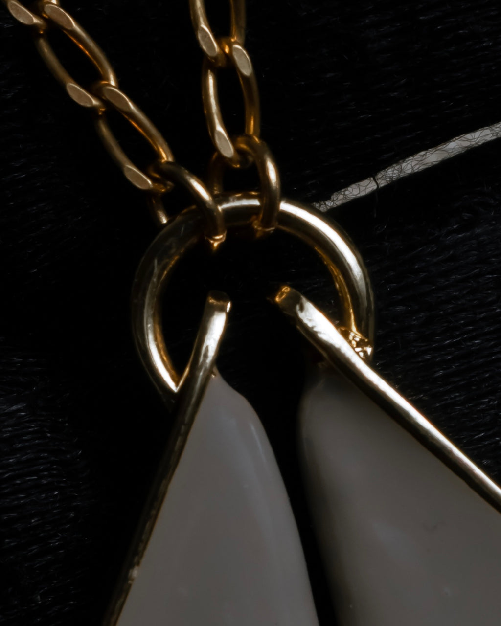 "BALENCIAGA" Red cabochon symmetrical design necklace