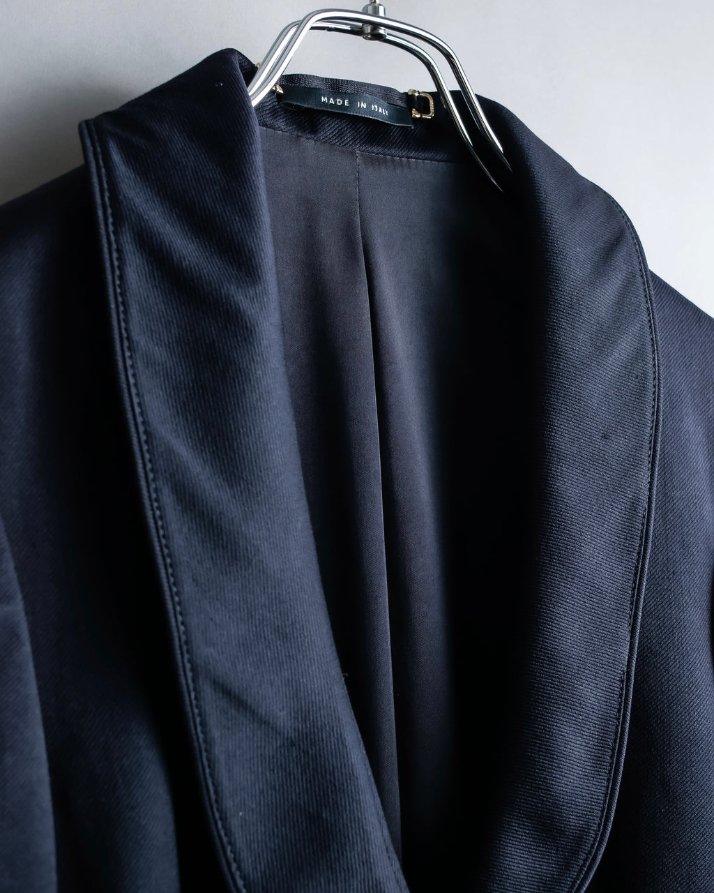 "GUCCI" Shawl collar glossy black jacket