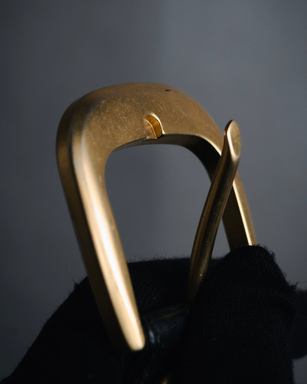 "Salvatore Ferragamo" 90-05’s double gancini keeper leather belt