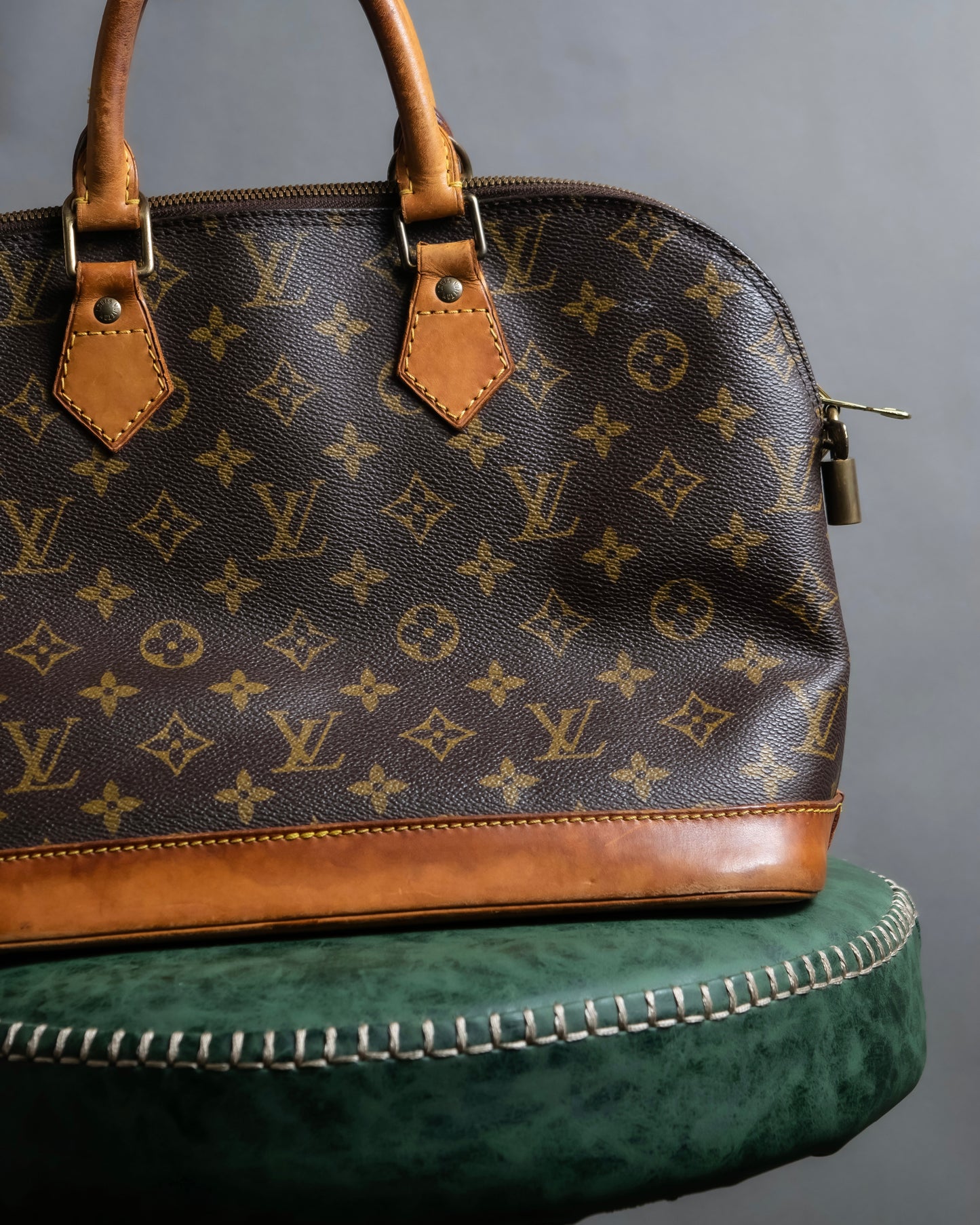 "LOUIS VUITTON" Alma series monogram pattern one handle bag